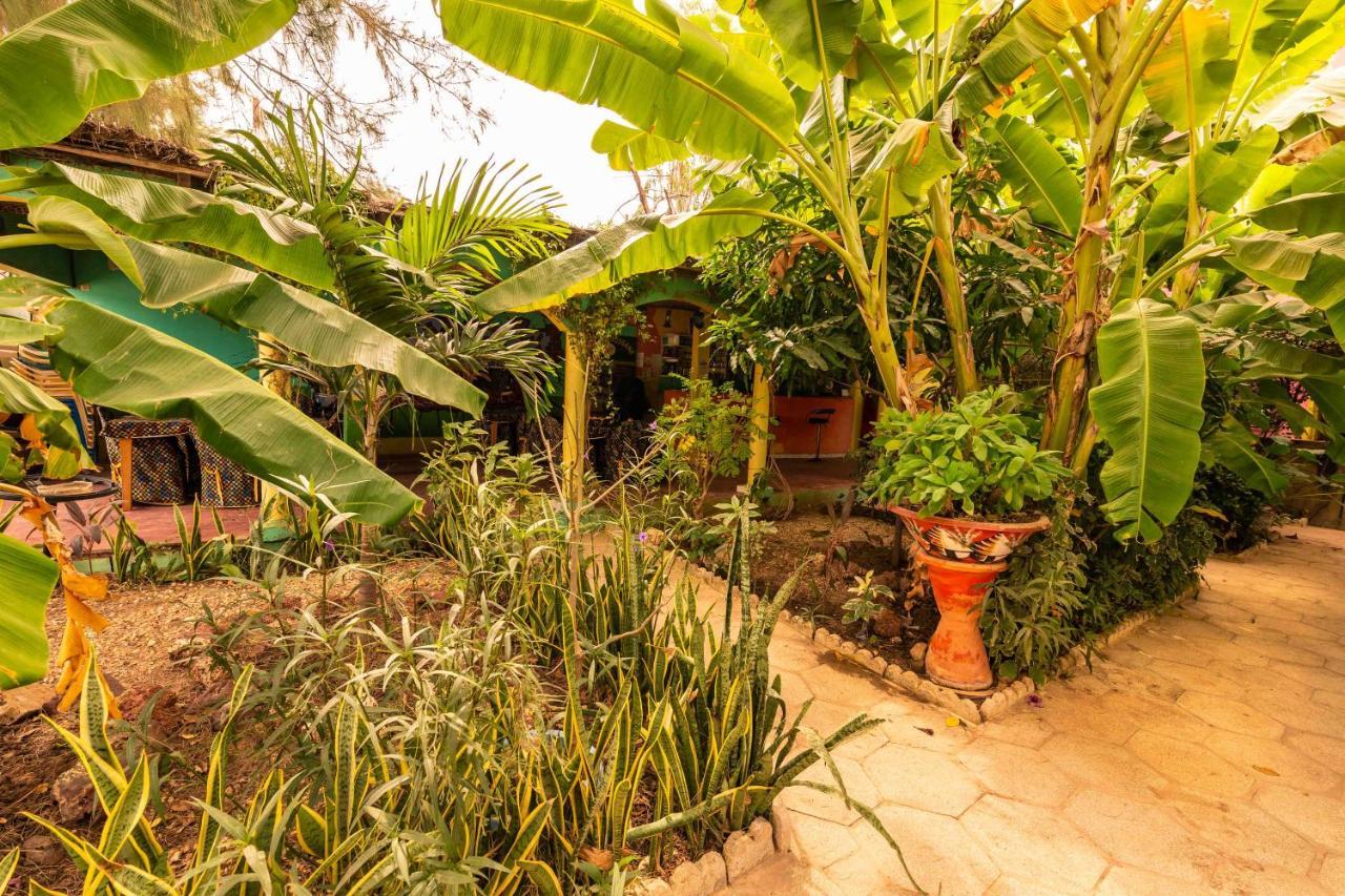Auberge Africa Thiossane サリー・ポルチュダル エクステリア 写真