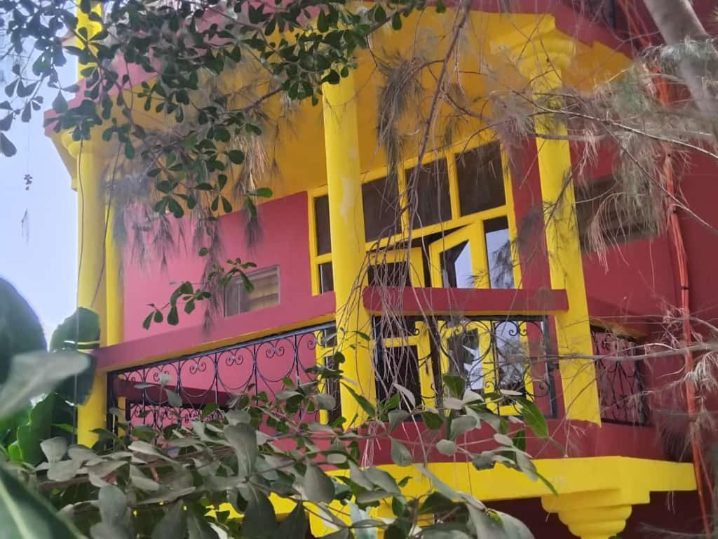 Auberge Africa Thiossane サリー・ポルチュダル エクステリア 写真